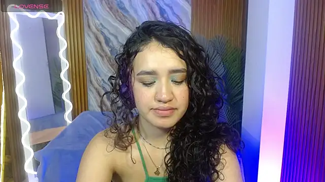 Ellis tay online show from April 26, 2026, 11:52 am
