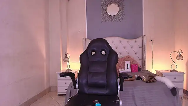 elizabeth santos1 online show from July 5, 2026, 2:02 pm