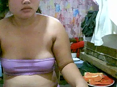 Snapshot of asian_faith1 chatting on May 27, 2026, 5:32 pm asian faith1 online show from May 27, 2026, 5:32 pm