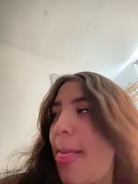 midarixxx online show from April 11, 2026, 3:16 pm