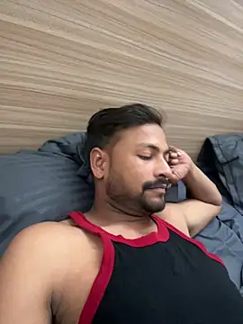 newdelhiBOY  online show from May 22, 2026, 3:17 pm