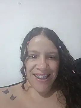 Snapshot of angelplu chatting on April 28, 2026, 9:09 pm angelplu online show from April 28, 2026, 9:09 pm