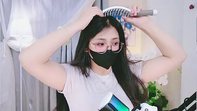 Chan Chann online show from May 24, 2026, 2:27 am