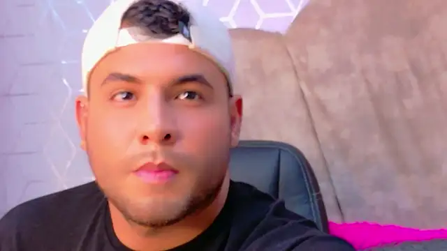 Snapshot of MyLord_20 chatting on April 15, 2026, 7:21 pm MyLord 20 online show from April 15, 2026, 7:21 pm