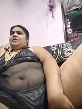 hotsilk21 online show from June 11, 2026, 7:12 pm
