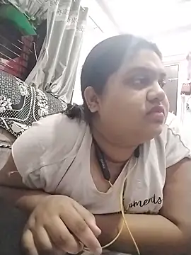 hotsilk21 online show from June 15, 2026, 8:22 pm