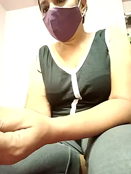 Snapshot of Tamilaunty35 chatting on April 30, 2026, 3:35 am Tamilaunty35 online show from April 30, 2026, 3:35 am