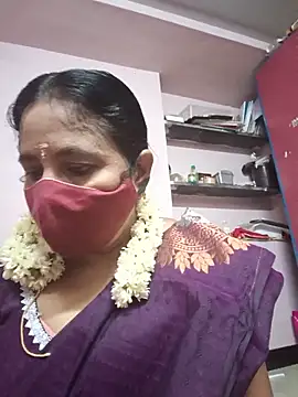 Snapshot of Tamilaunty35 chatting on May 22, 2026, 3:50 pm Tamilaunty35 online show from May 22, 2026, 3:50 pm