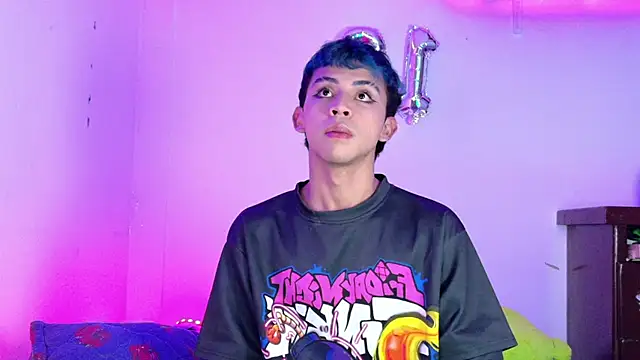 Snapshot of Apolo_Prince1 chatting on July 2, 2026, 7:53 pm Apolo Prince1 online show from July 2, 2026, 7:53 pm