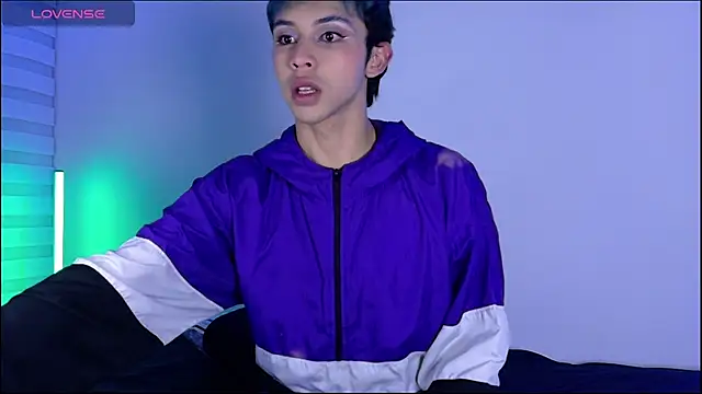 Snapshot of Apolo_Prince1 chatting on August 2, 2026, 1:26 am Apolo Prince1 online show from August 2, 2026, 1:26 am