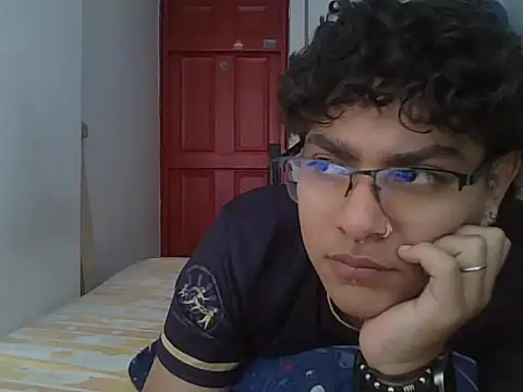Snapshot of xhecho_uzumaki chatting on May 7, 2026, 6:02 pm xhecho uzumaki online show from May 7, 2026, 6:02 pm