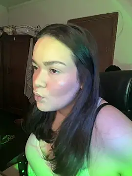 dayanestephany1 online show from June 15, 2026, 8:55 pm