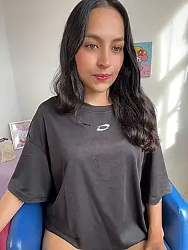 SweetGabriella  online show from May 27, 2026, 8:39 pm