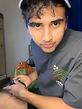 AdrianEmpire online show from April 14, 2026, 10:49 pm