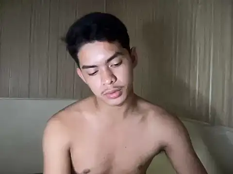 Snapshot of yourhotasian_jhonpol16 chatting on July 13, 2026, 9:50 pm yourhotasian jhonpol16 online show from July 13, 2026, 9:50 pm