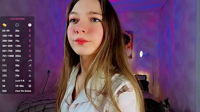 AuraLune   online show from June 14, 2026, 7:27 pm