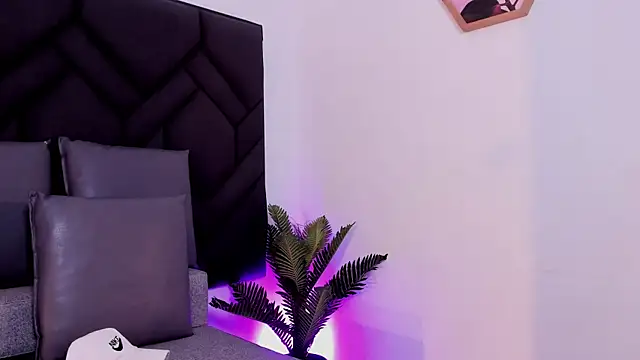 Axel marcus online show from June 11, 2026, 7:34 pm