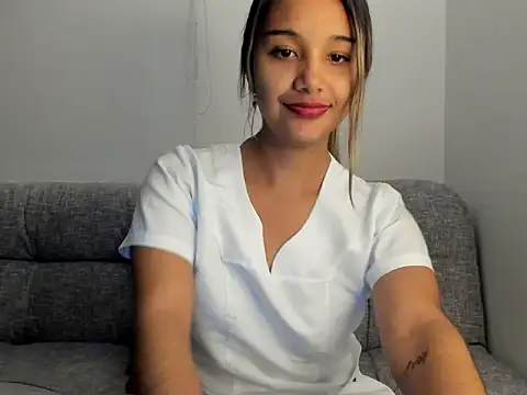 Miss Taniac online show from May 6, 2026, 1:47 am