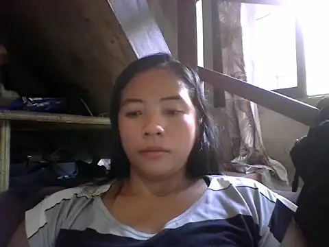 pinayysimple online show from April 28, 2026, 1:04 am