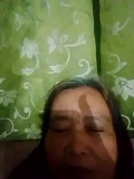 Snapshot of jeanyummytits chatting on May 7, 2026, 2:55 pm jeanyummytits online show from May 7, 2026, 2:55 pm