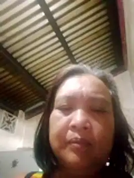 Snapshot of jeanyummytits chatting on May 15, 2026, 7:54 pm jeanyummytits online show from May 15, 2026, 7:54 pm