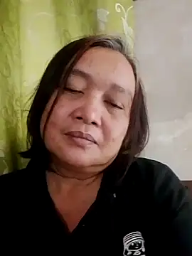 Snapshot of jeanyummytits chatting on May 29, 2026, 11:58 pm jeanyummytits online show from May 29, 2026, 11:58 pm