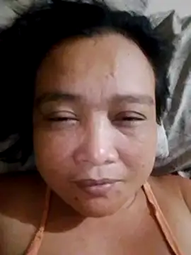 jeanyummytits online show from June 30, 2026, 2:51 pm