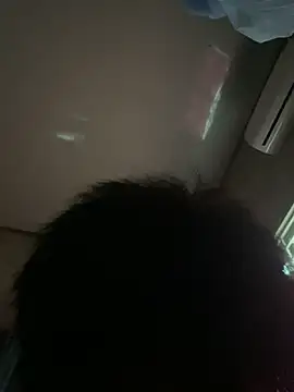 hieudinh0903 online show from April 15, 2026, 9:05 am