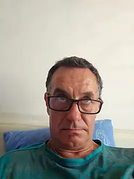 loulouferrari online show from May 31, 2026, 12:45 pm
