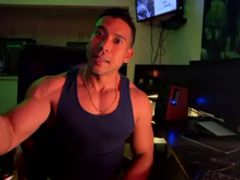 Snapshot of smoothripz chatting on April 13, 2026, 3:45 am smoothripz online show from April 13, 2026, 3:45 am