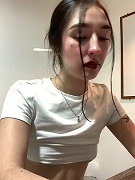 Snapshot of NickieCute- chatting on May 8, 2026, 7:30 pm NickieCute- online show from May 8, 2026, 7:30 pm