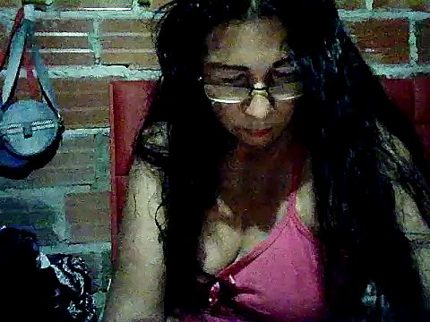 lola teem online show from April 14, 2026, 5:35 am