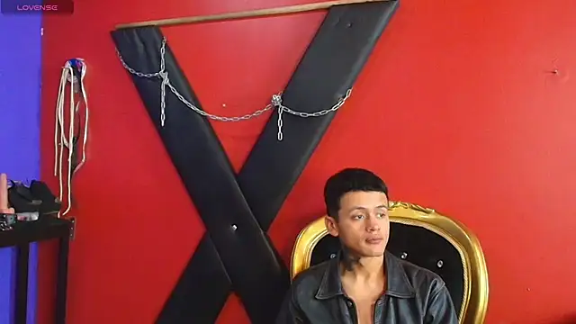 Snapshot of Secret_Pleassure chatting on May 31, 2026, 12:56 pm Secret Pleassure online show from May 31, 2026, 12:56 pm