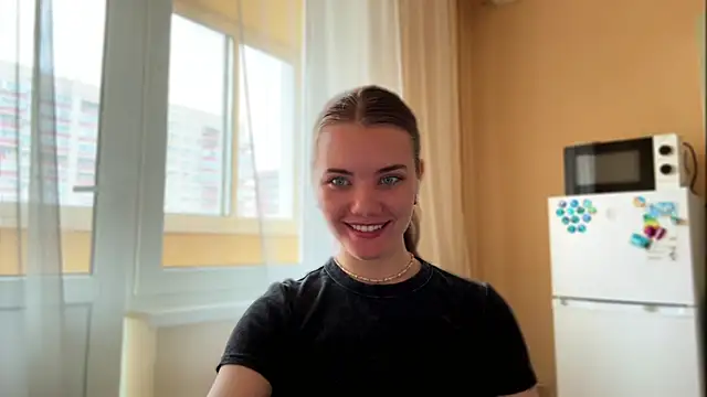 Snapshot of doana_bebriti chatting on April 22, 2026, 12:07 pm doana bebriti online show from April 22, 2026, 12:07 pm