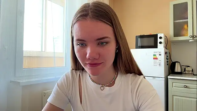 Snapshot of doana_bebriti chatting on May 6, 2026, 12:10 pm doana bebriti online show from May 6, 2026, 12:10 pm