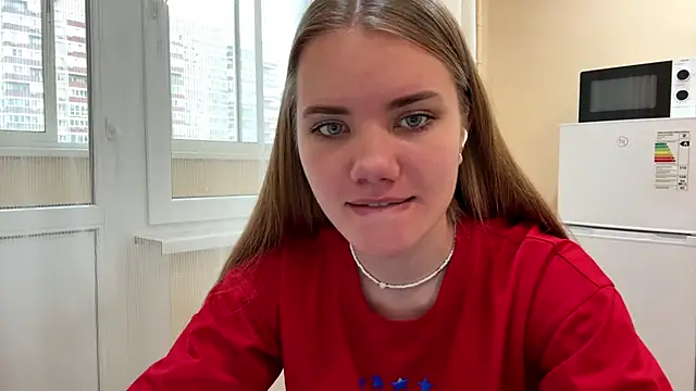 Snapshot of doana_bebriti chatting on May 25, 2026, 11:49 am doana bebriti online show from May 25, 2026, 11:49 am