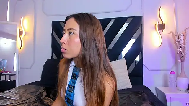 Molly Sweet   online show from July 17, 2026, 4:12 pm