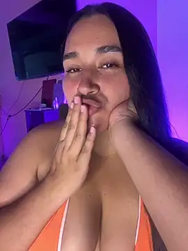Snapshot of Cotton_angel chatting on April 22, 2026, 7:04 pm Cotton angel online show from April 22, 2026, 7:04 pm