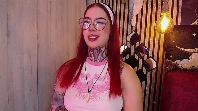 Atenea Red online show from June 13, 2026, 7:45 pm