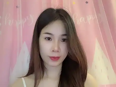 Luna3579 online show from June 17, 2026, 7:37 pm