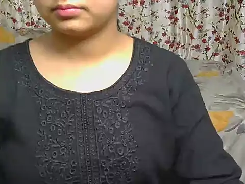 Avni-kumarii online show from May 24, 2026, 4:06 am