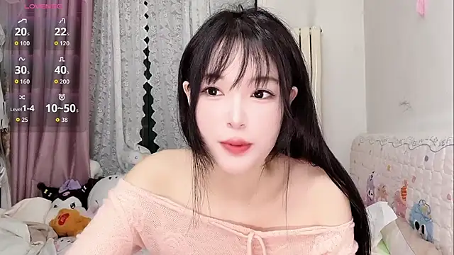 Snapshot of Celestia-KOKO chatting on May 19, 2026, 8:15 pm Celestia-KOKO online show from May 19, 2026, 8:15 pm