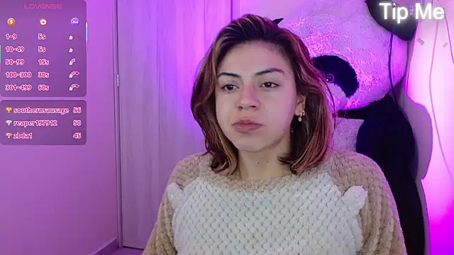 Snapshot of aprildumont chatting on May 4, 2026, 11:39 am aprildumont online show from May 4, 2026, 11:39 am