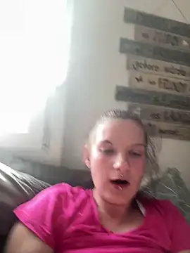 Snapshot of Lisa-Meier chatting on April 16, 2026, 3:46 pm Lisa-Meier online show from April 16, 2026, 3:46 pm