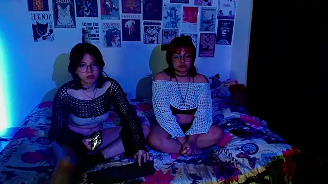 Red-Cherry2 online show from May 17, 2026, 6:11 am