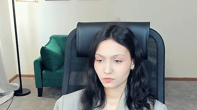 YunEiler online show from April 16, 2026, 9:54 am