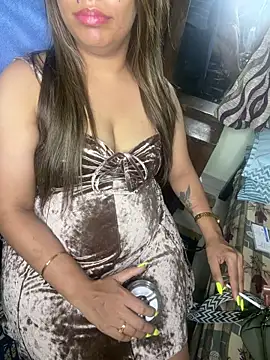 Jasmine lovel online show from May 4, 2026, 10:39 pm