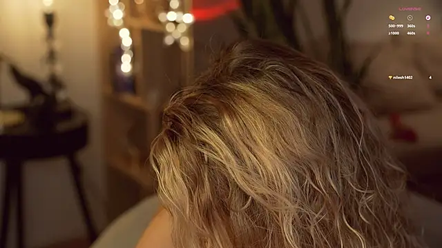 Lady--M online show from April 16, 2026, 11:18 pm