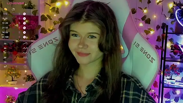 alice tails online show from April 15, 2026, 10:54 pm