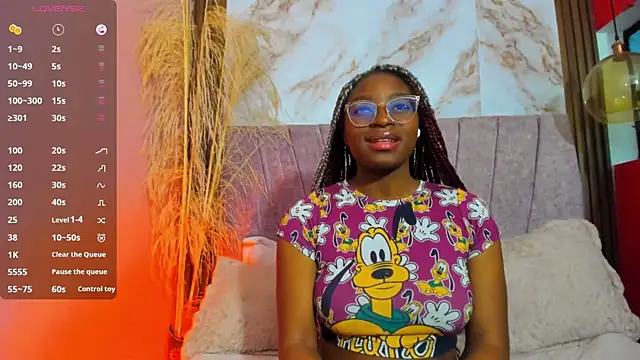 Candy Williamss online show from May 22, 2026, 8:03 pm